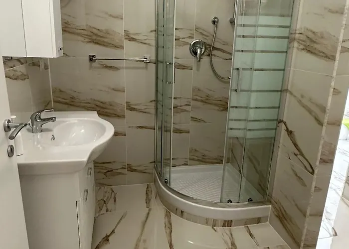 Konukevi Sofia 3*